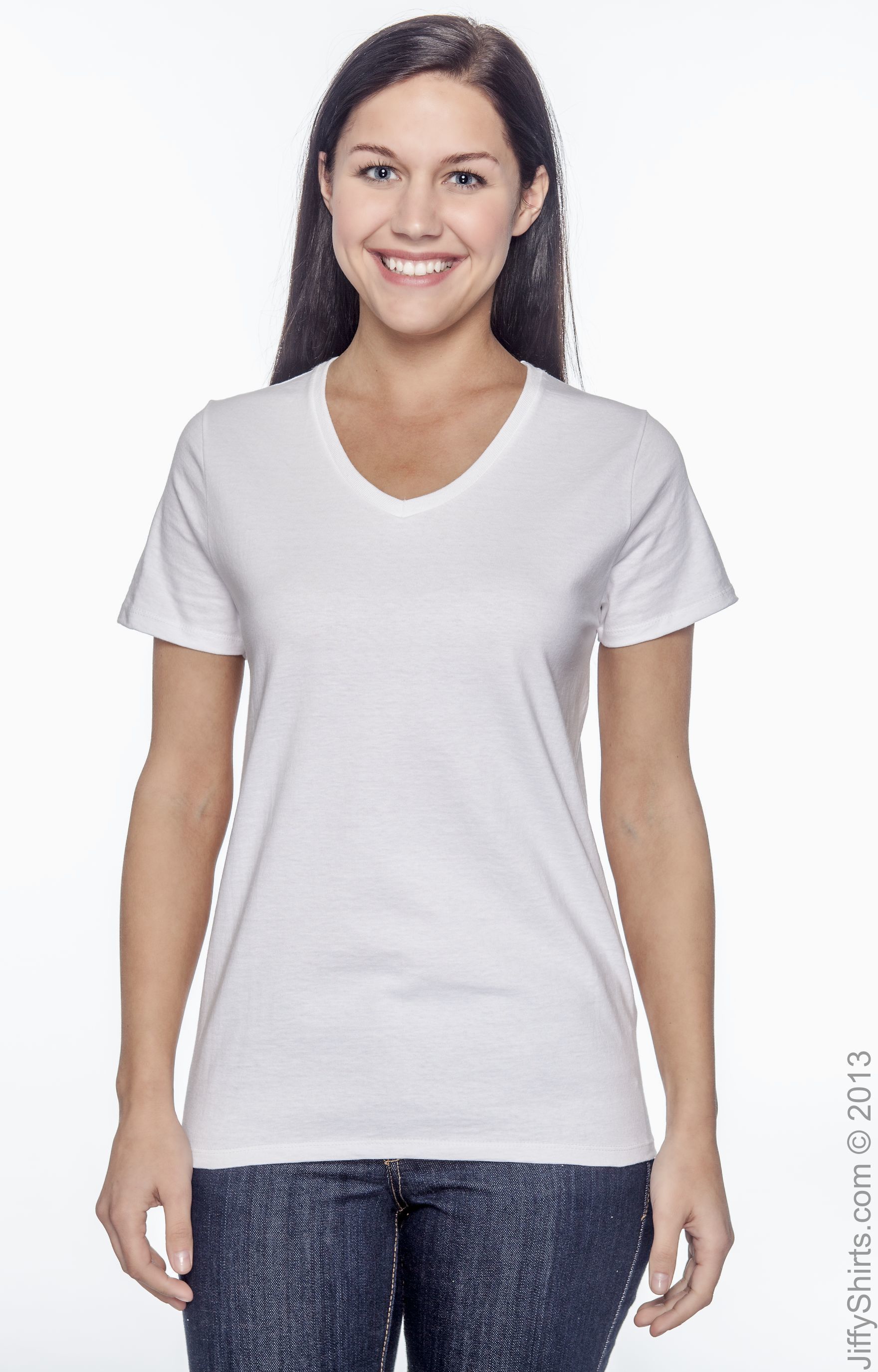 white hanes tshirt